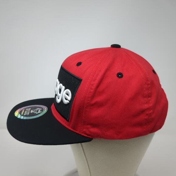 Savage Snapback Hat Red One Size Embroidered Colorblock Top Level - Picture 3 of 9